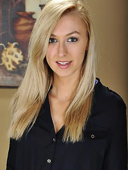 Alluring babe strips hot