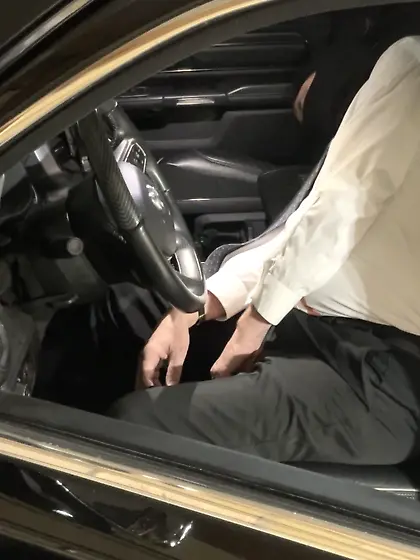 Private security guard shot dead in vehicle