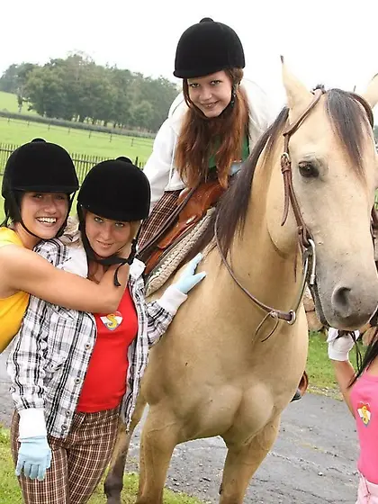 Angelica B, Cora A, Lucy J and Sindy pics