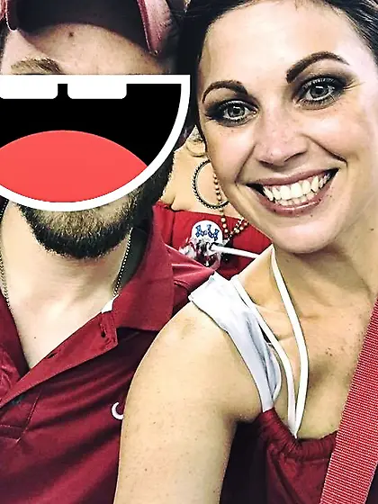 Claudia shows off her whole body on the beach