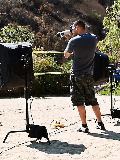 Voluptious redheaded babe sexy