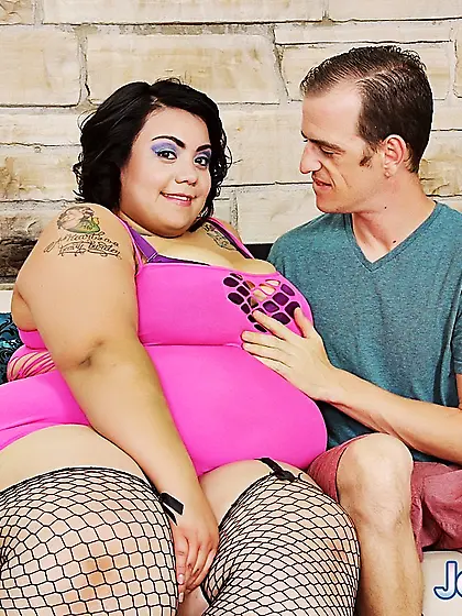 Brunette pussy latina