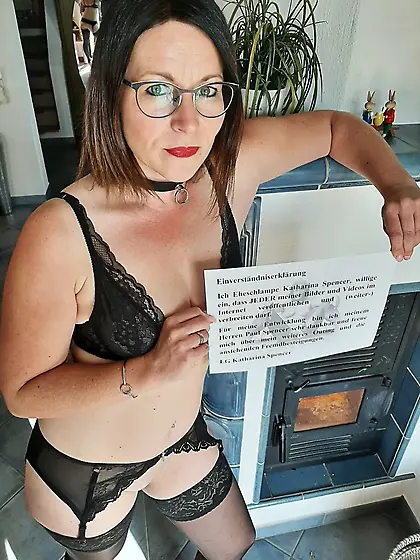 Slave wife enjoys being shared