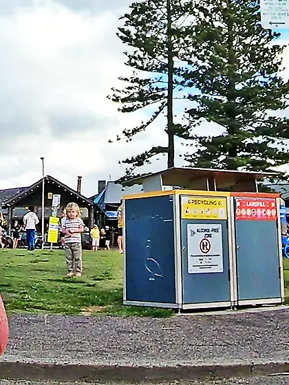 WNBR Byron Bay public erection happy hoots & grins