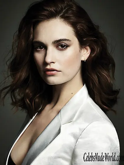 Lily James Sexy