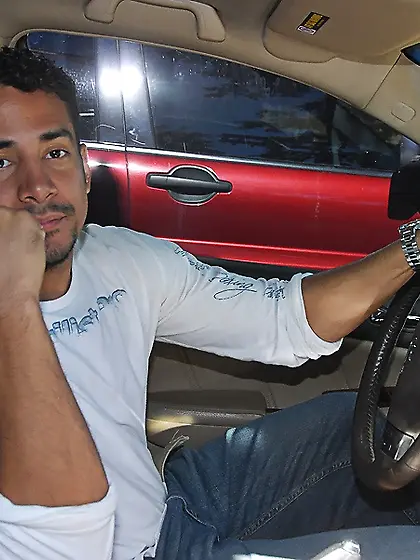 Dude catches a busty brunette outdoors,  undresses her and talks