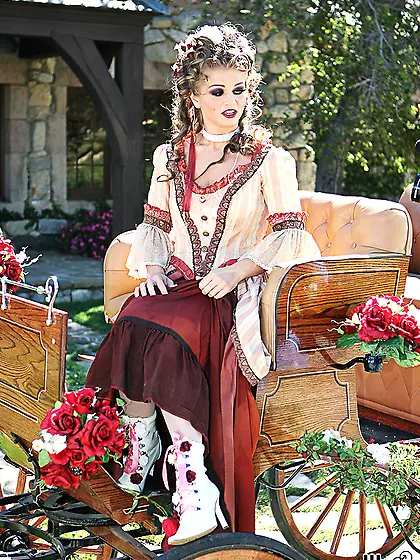 Rita Faltoyano went for a carriage ride but then decided to stri