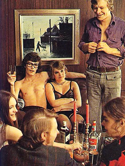 Hot t0girl beating meat