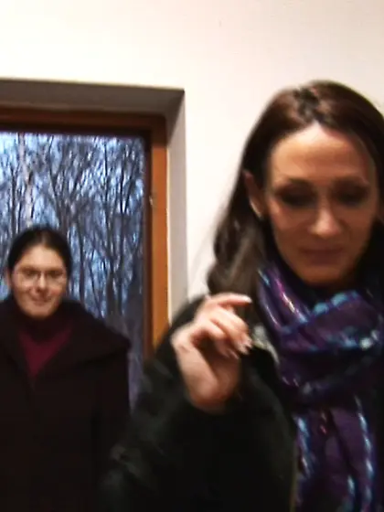 Brunette doll sunglasses pissing