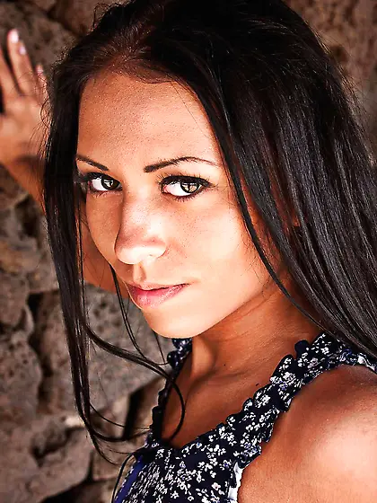 ADORABLE DARK-HAIRED # 077NT