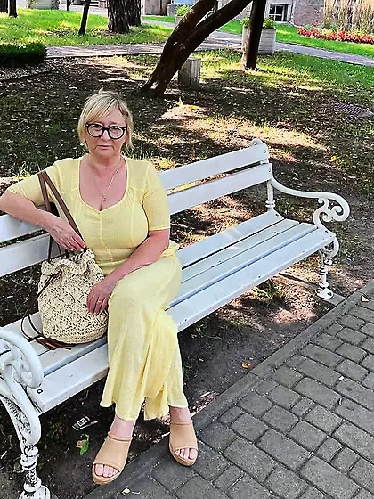 my aunt,  wanna breed her big ass