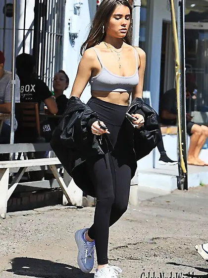 Madison Beer Pokies