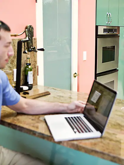 Horny brunette babe Tiffany Fox got her tight pussy eaten out by