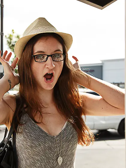 Nerdy ginger cutie showing off her cunt in...