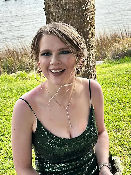 Sexy Slut Sydney is a prom whore…