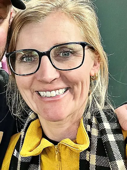 Jabet partying at spring break