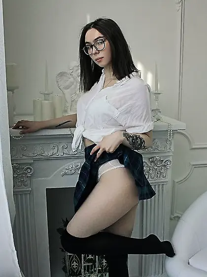 19yo strap on webcam