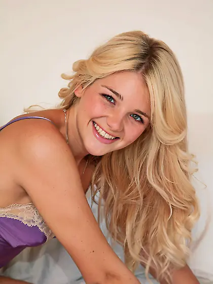 Blonde teen hottie Holly Van Hough strips and gets down to her t