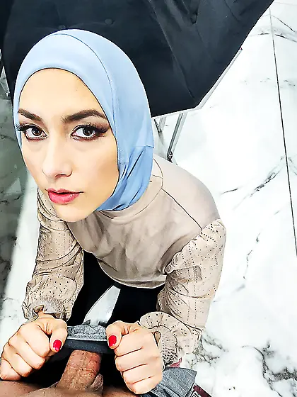 Kinky arab MILF Isabel Love gets deeply fucked and creampied