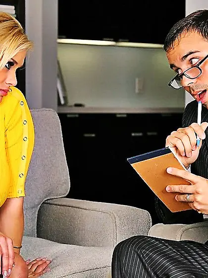 Well-stacked blonde Shyla Stylez in sexy yellow dress gets her a