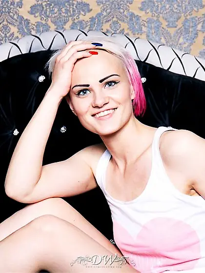 Ferggy from DomingoView masturbates wit Toy