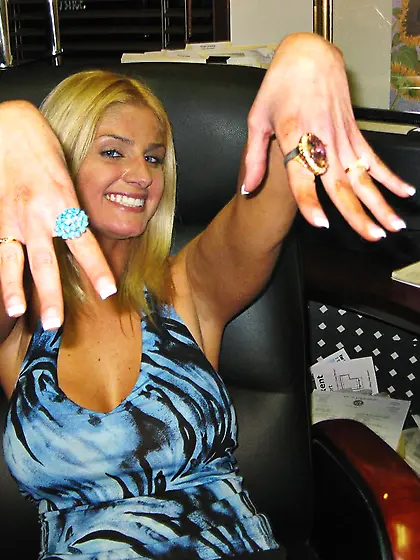 Huge titted blonde Kagney Linn Karter and her party fiends suck