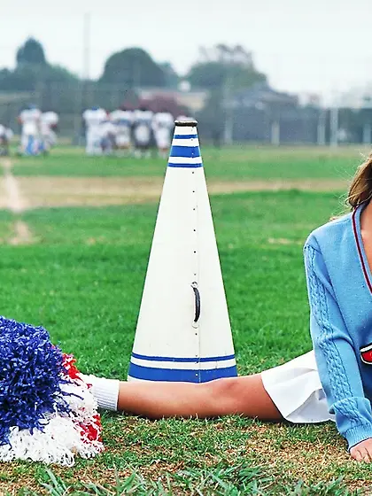 Dirty blonde cheerleader shows