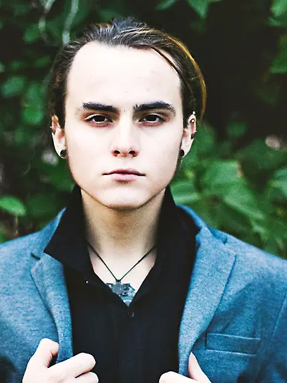 White young gay straponin