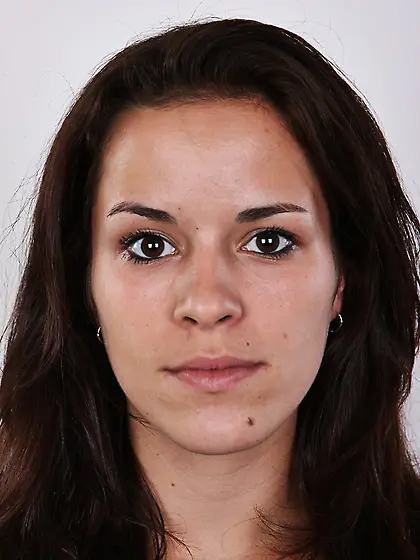 Feisty sweet chick curves