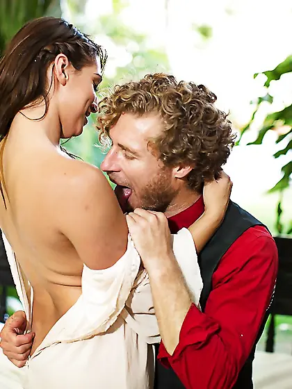 American pretty beautiful brunette fuck