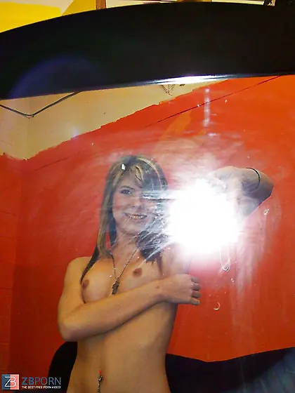 Super-Hot self and deep-throat images of adorable dame