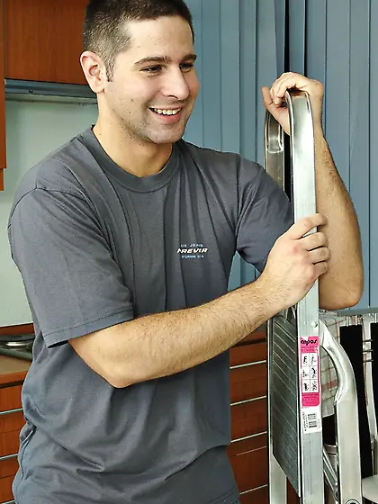 Jessica Moore and Totti making love on the chair in cowgirl