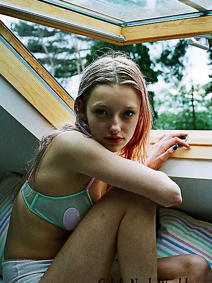 Sexy pics of Katie Silvester