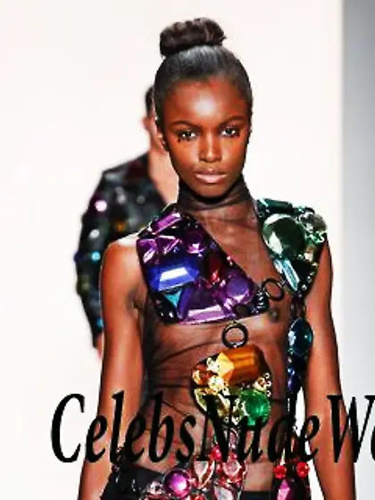 Leomie Anderson See Thru On The Catwalk