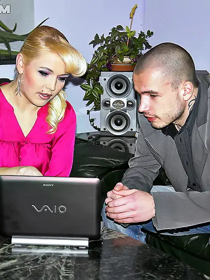 Blondie guy fun joined