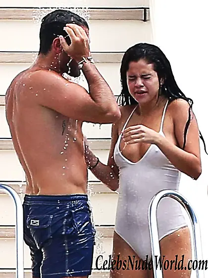 Selena Gomez And Cara Delevingne In Bikinis