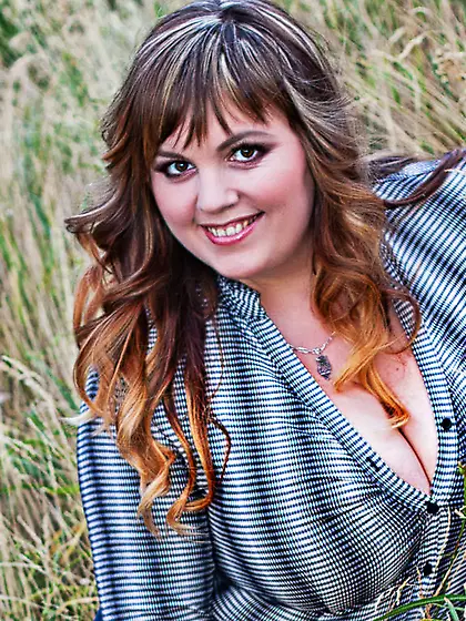 White milf blonde hair