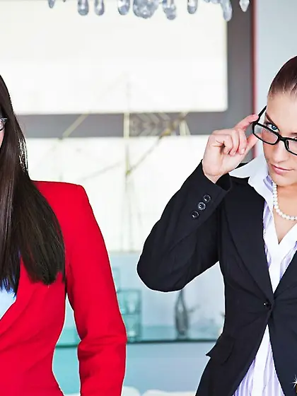 Facial business woman