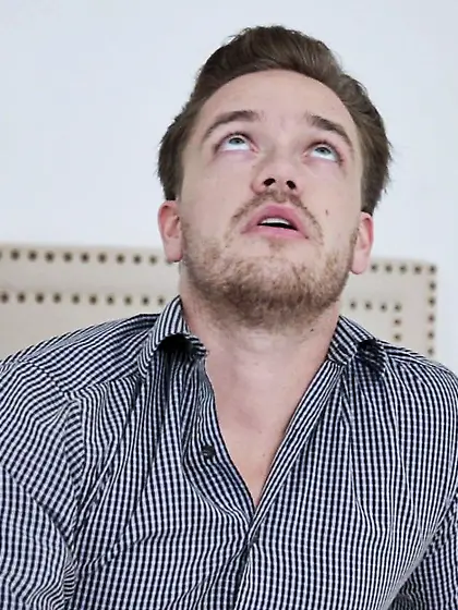 Young brunette plaits enjoys