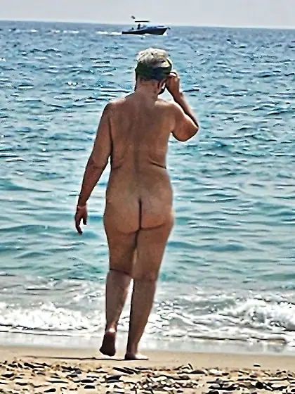 Me gusta estar siempre desnuda