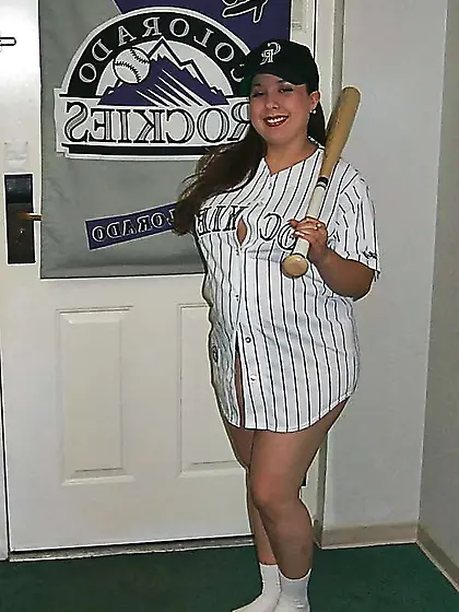 Gorgeous baseball admirer