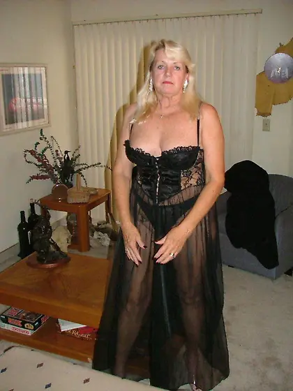 Mature Adonna from United States Set 54