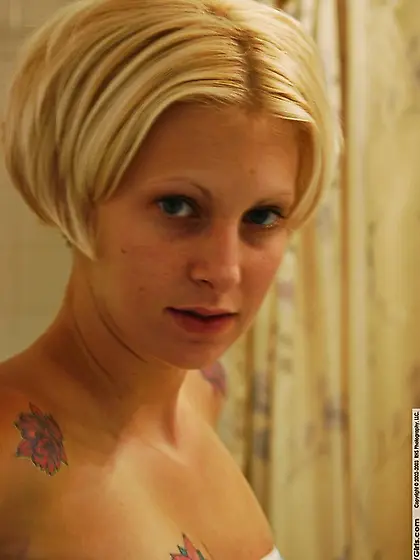 18 yo Megan extreme closeups