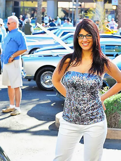 Lusty Asian bimbo Kalila FTV is driving the car with the absolut