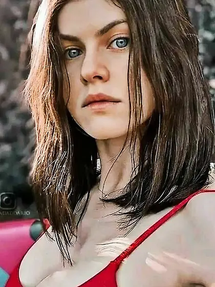 Alexandra Daddario