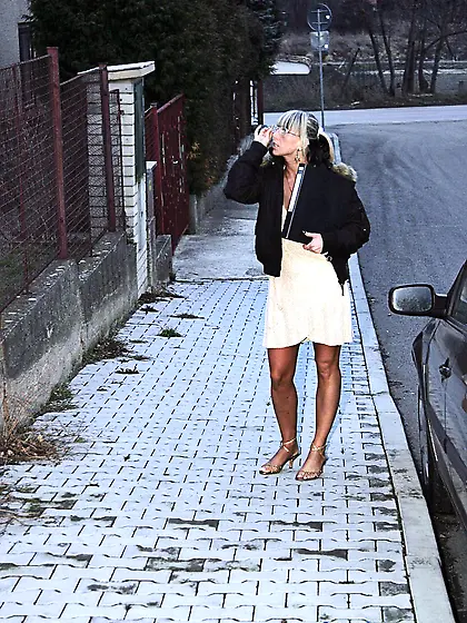 Blonde secretary handles office