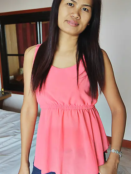 Close ups of her MILF pussy are going to keep you cumming