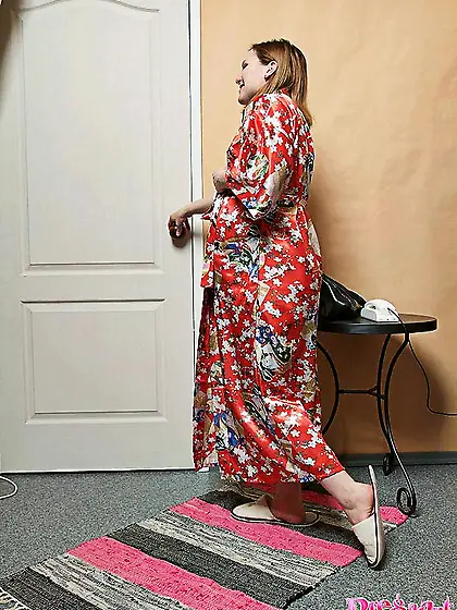 Pregnant housewife cheating husband