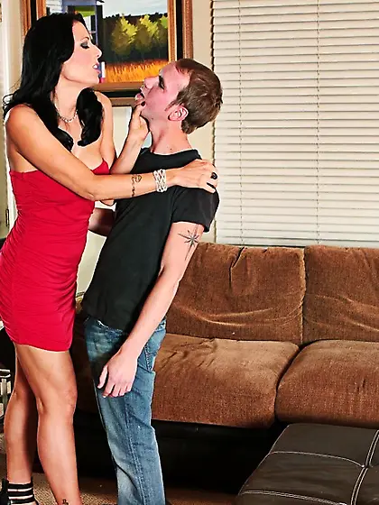 Tall black haired lass