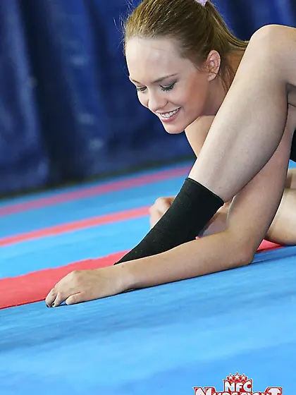 Licentious dolls Ruth Medina and Blue Angel are furiously fighti